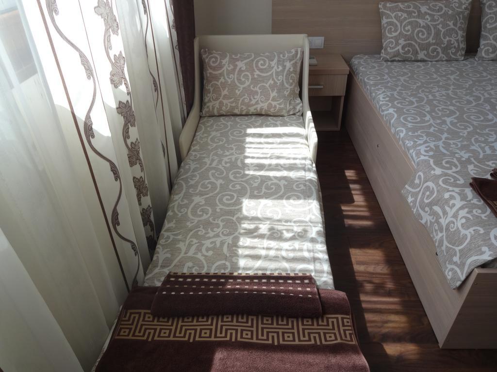 Apartments Dona 체르노모레츠 외부 사진