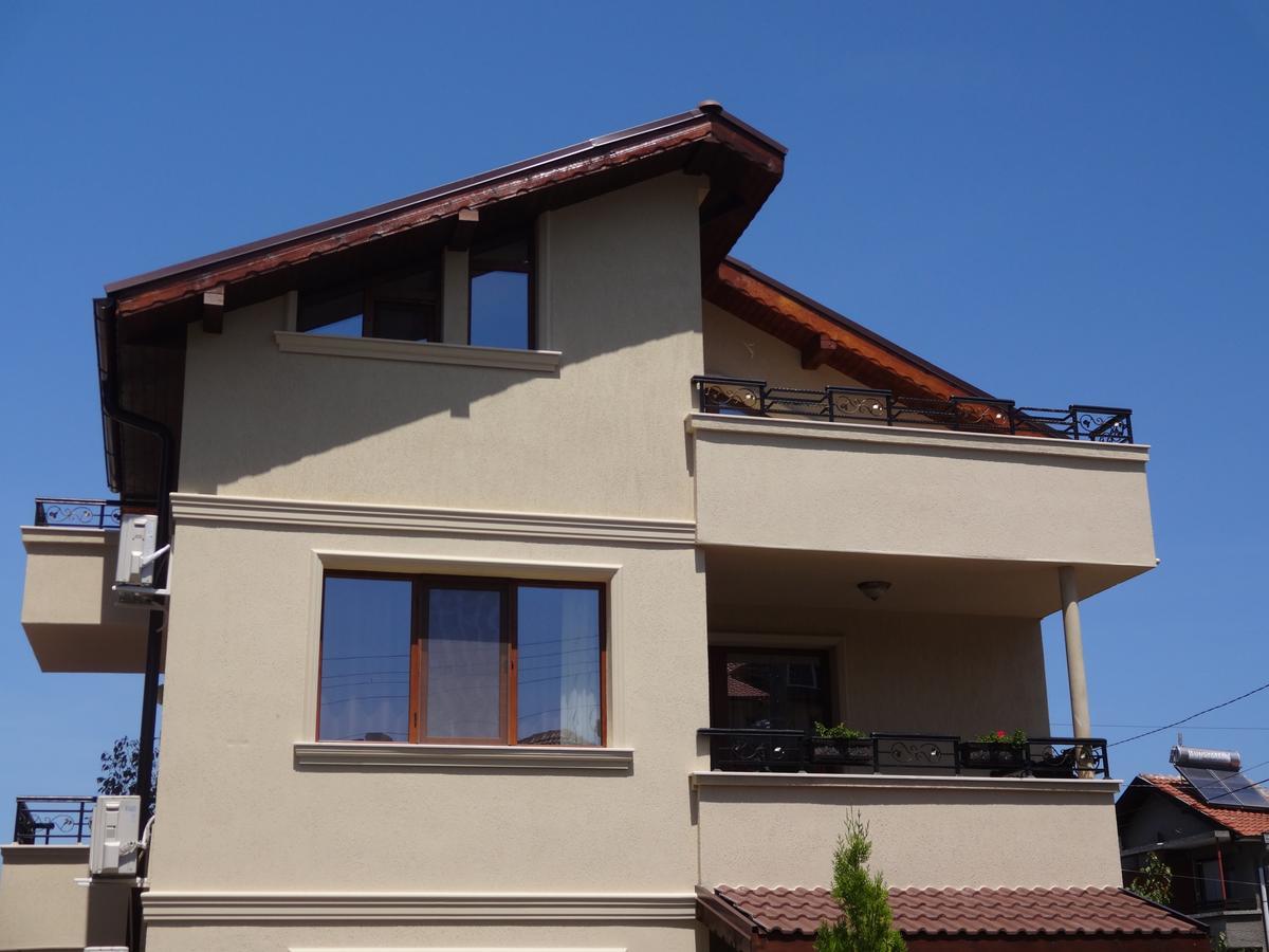 Apartments Dona 체르노모레츠 외부 사진