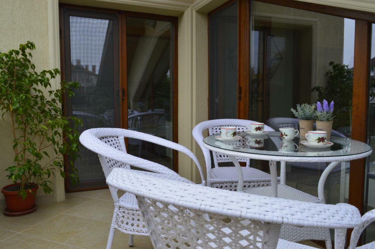 Apartments Dona 체르노모레츠 외부 사진